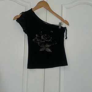 Black crop top with rose design